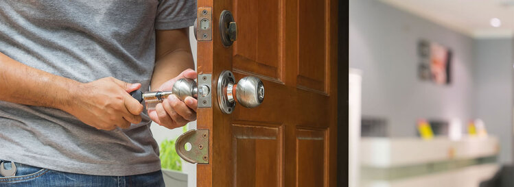 How to Choose the Right Locks for Your Home